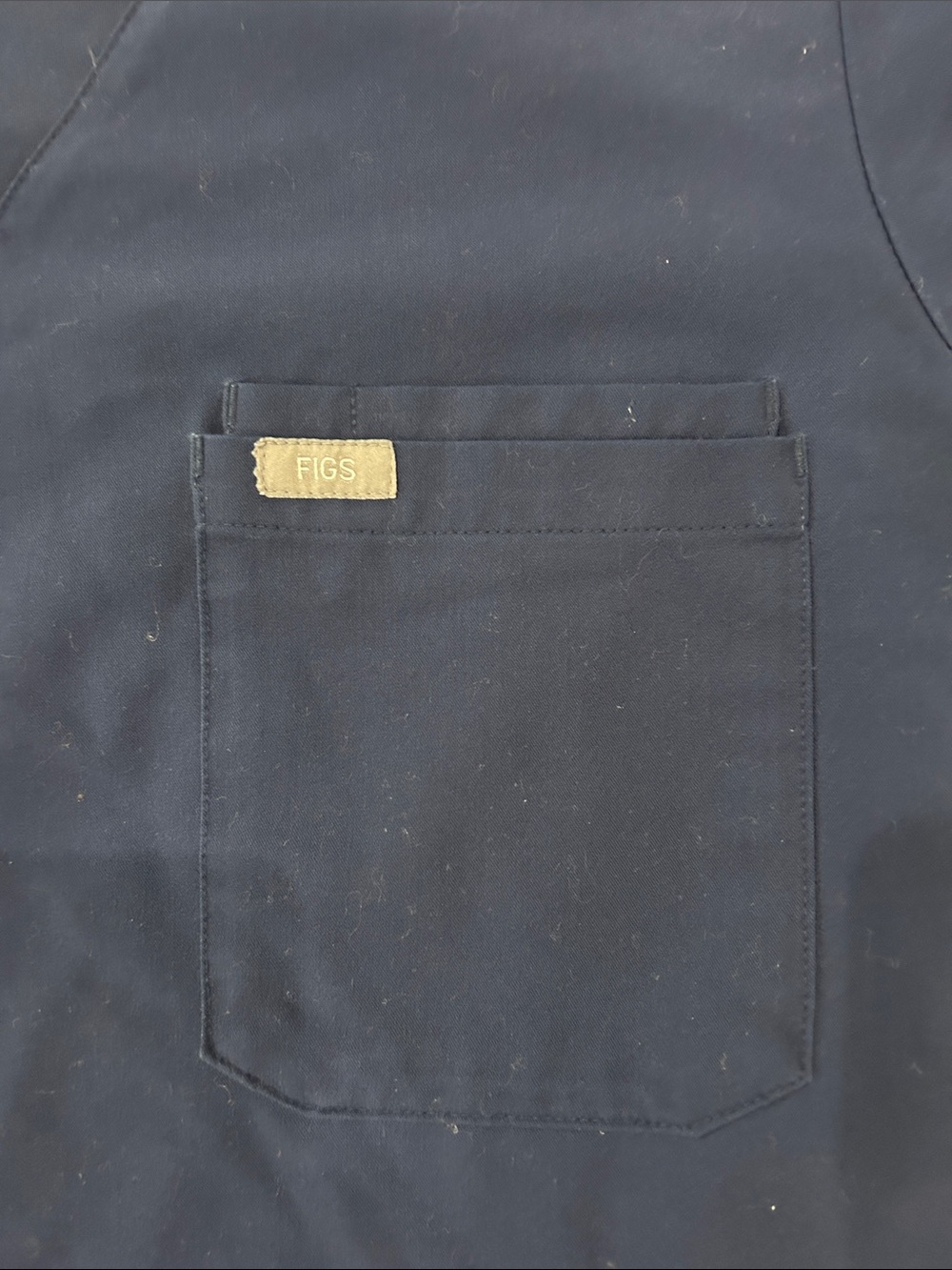 FIGS Set - Leon Scrub Top and Cairo Straight-Leg Scrub Pants - Picture 10 of 12